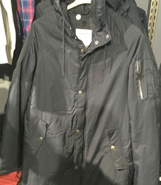 市场上装-大衣-（实拍）时尚商务大衣