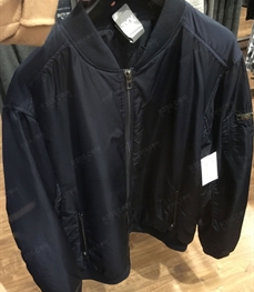 市场上装-夹克-（实拍）时尚商务夹克
