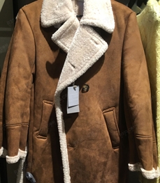 市场上装-皮衣-（实拍）时尚商务皮衣