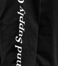 市场上装-T恤-时尚男装t恤