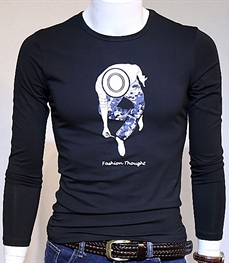 市场上装-T恤-时尚男装t恤