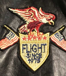 市场上装-皮衣-时尚男装皮衣