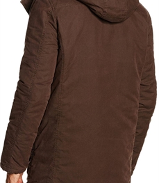 市场上装-大衣-时尚商务大衣