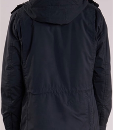 市场上装-大衣-时尚商务大衣