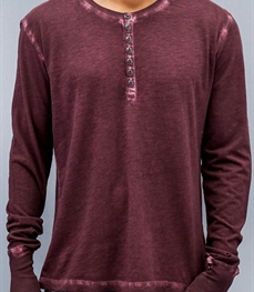 市场上装-T恤-时尚男装t恤