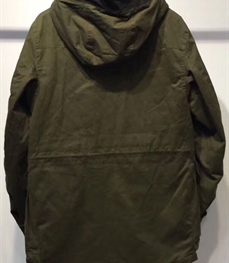 市场上装-中长外套-时尚男装中长外套