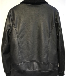 市场上装-皮衣-时尚男装皮衣