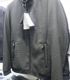 市场上装-夹克-（实拍）时尚商务夹克