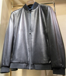 市场上装-皮衣-（实拍）时尚商务皮衣
