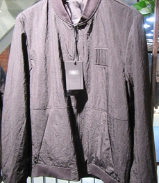 市场上装-夹克-（实拍）时尚男装夹克