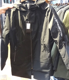 市场上装-中长外套-（实拍）时尚男装中长外套