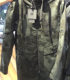 市场上装-中长外套-（实拍）时尚男装中长外套