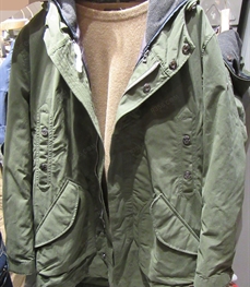 市场上装-中长外套-（实拍）时尚男装中长外套