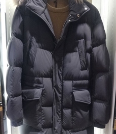 市场上装-棉衣/羽绒服-（实拍）时尚商务棉服