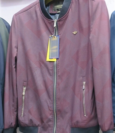 市场上装-夹克-（实拍）时尚商务夹克