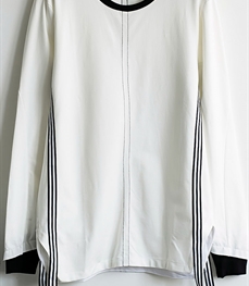 市场上装-T恤-时尚男装t恤