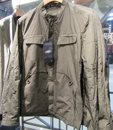 市场上装-夹克-（实拍）时尚男装夹克