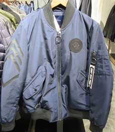 市场上装-夹克-（实拍）休闲男装夹克
