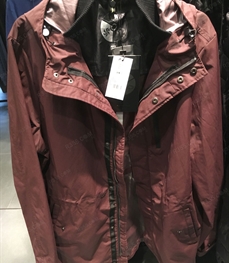 市场上装-大衣-（实拍）时尚商务大衣