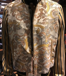 市场上装-夹克-（实拍）时尚商务夹克