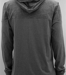 市场上装-T恤-时尚男装t恤