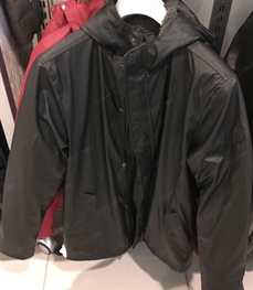 市场上装-大衣-（实拍）时尚商务大衣