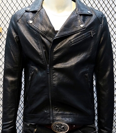 市场上装-皮衣-时尚男装皮衣