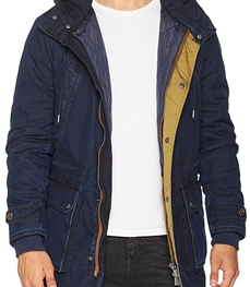 市场上装-大衣-时尚商务大衣