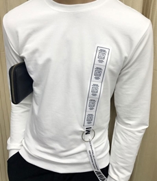 市场上装-T恤-时尚男装t恤