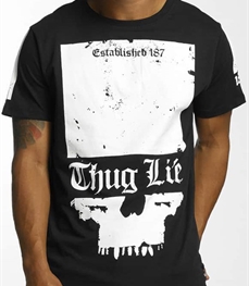 市场上装-T恤-时尚男装t恤