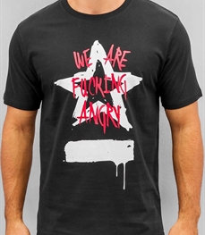 市场上装-T恤-时尚男装t恤