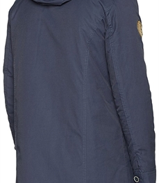 市场上装-大衣-时尚商务大衣