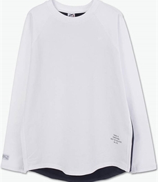 市场上装-T恤-休闲男装t恤