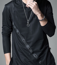 市场上装-T恤-时尚男装t恤