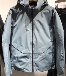 市场上装-夹克-时尚商务夹克