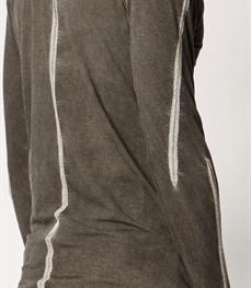 市场上装-T恤-休闲男装t恤