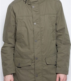 市场上装-大衣-时尚商务大衣