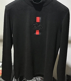 市场上装-T恤-时尚男装t恤