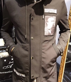 市场上装-中长外套-时尚男装中长外套