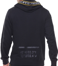 市场上装-卫衣-时尚男装卫衣