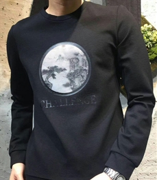 市场上装-T恤-时尚男装t恤