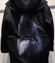 市场上装-中长外套-时尚男装中长外套