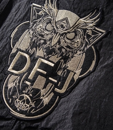 市场上装-中长外套-休闲男装中长外套