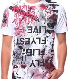 市场上装-T恤-时尚男装t恤