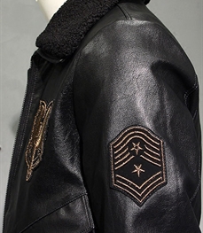 市场上装-皮衣-时尚男装皮衣