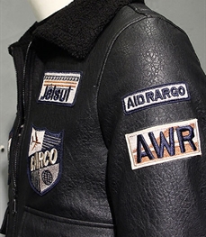 市场上装-皮衣-时尚男装皮衣