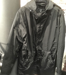 市场上装-大衣-（实拍）时尚商务大衣