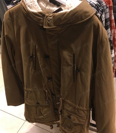 市场上装-大衣-（实拍）时尚商务大衣