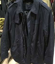 市场上装-大衣-（实拍）时尚商务大衣