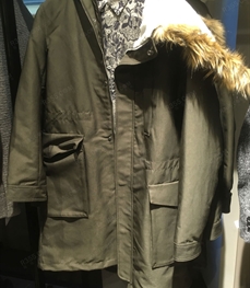 市场上装-大衣-（实拍）时尚商务大衣